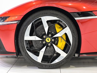 صورة مصغرة 16 لـ 2025 Ferrari 12 CILINDRI