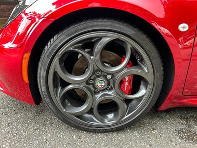 2015 ALFA Romeo 4C — фото 9