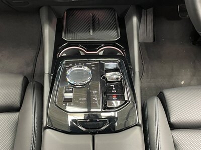 2024 BMW I5 照片 42