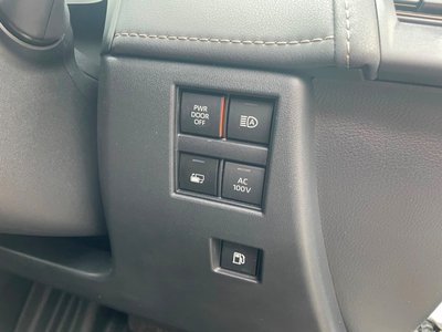 صورة 40 لـ 2025 Toyota ALPHARD