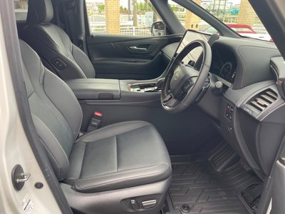 صورة 18 لـ 2025 Toyota ALPHARD