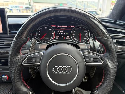 2017 AUDI RS6 AVANT 照片 15