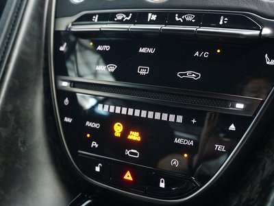 2019 Aston Martin DBS SUPERLEGGERA 照片 19