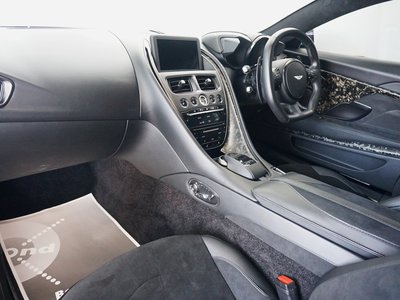 صورة 11 لـ 2019 Aston Martin DBS SUPERLEGGERA