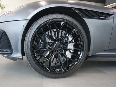 2019 Aston Martin DBS SUPERLEGGERA 照片 23