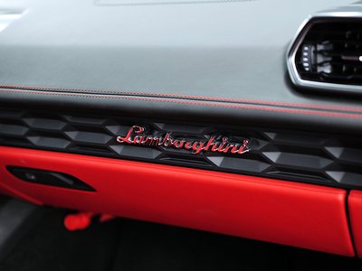 2014 Lamborghini HURACAN — фото 32