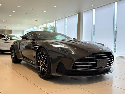 2025 Aston Martin DB12 照片 3