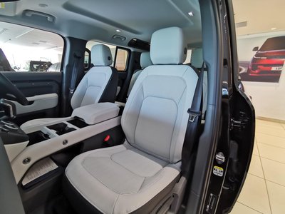 2025 LAND Rover DEFENDER thumbnail 26
