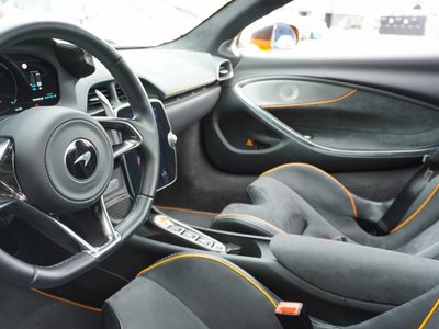 صورة 24 لـ 2024 Mclaren ARTURA SPIDER