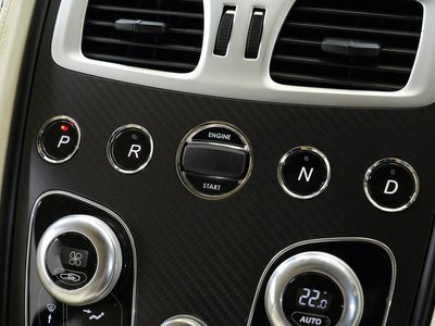 2017 Aston Martin VANQUISH 照片 14