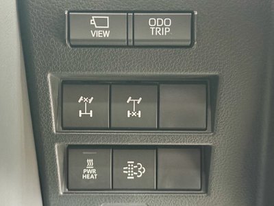 صورة 49 لـ 2021 Toyota LAND CRUISER 300