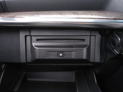 صورة 48 لـ 2021 Toyota ALPHARD