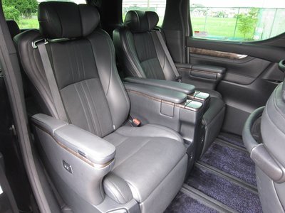 صورة 65 لـ 2021 Toyota ALPHARD