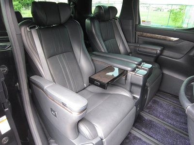 صورة 66 لـ 2021 Toyota ALPHARD