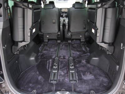صورة 78 لـ 2021 Toyota ALPHARD