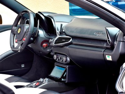 2013 Ferrari 458 SPIDER 照片 2