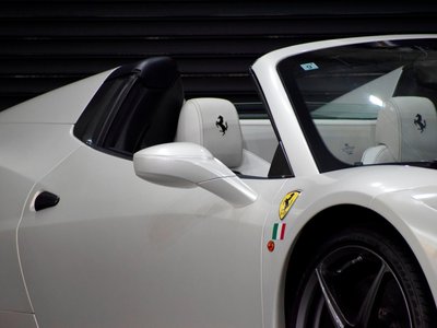 2013 Ferrari 458 SPIDER — фото 17