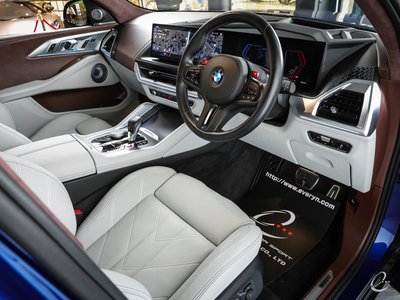 صورة 66 لـ 2023 BMW XM