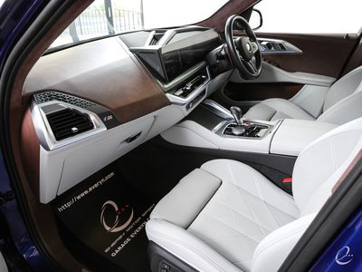 صورة 69 لـ 2023 BMW XM