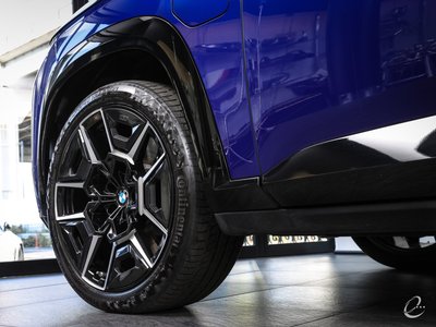 صورة 42 لـ 2023 BMW XM