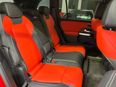 2025 Mercedes-BENZ GLB photo 13