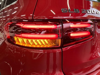 2025 Mercedes-BENZ GLB photo 9