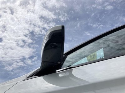 2016 BMW M6 — миниатюра 40