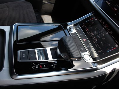 2019 AUDI Q8 photo 44