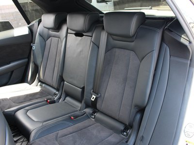 2019 AUDI Q8 photo 24