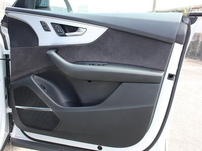 2019 AUDI Q8 photo 27