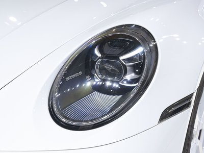 2021 Porsche 911 thumbnail 18