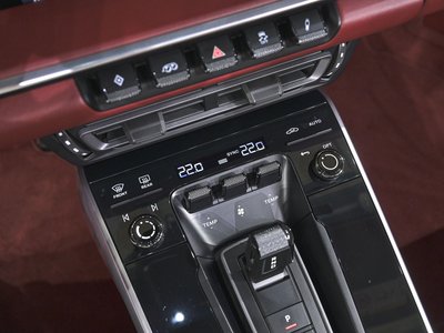 2021 Porsche 911 thumbnail 24