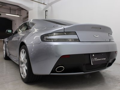 2015 Aston Martin V8 — миниатюра 9