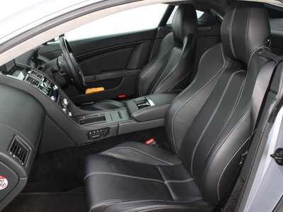 2015 Aston Martin V8 — миниатюра 15