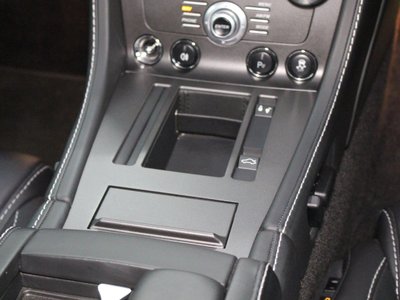 2015 Aston Martin V8 — миниатюра 20