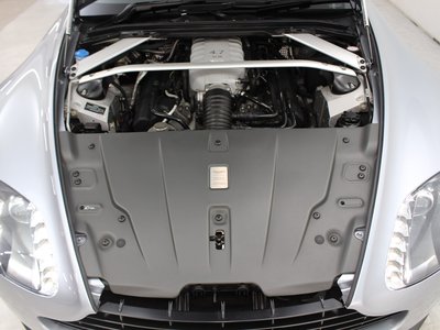 2015 Aston Martin V8 — миниатюра 32