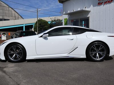 2021 Lexus LC — миниатюра 7