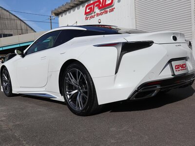 2021 Lexus LC — миниатюра 8
