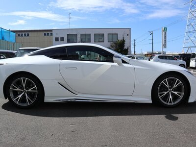 2021 Lexus LC — миниатюра 11
