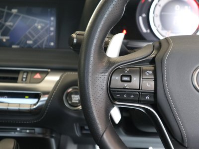 2021 Lexus LC — миниатюра 22