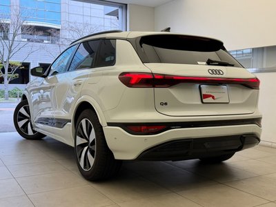 صورة 9 لـ 2025 AUDI Q6 E-TRON