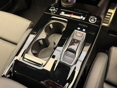 2025 AUDI Q6 E-TRON — фото 23