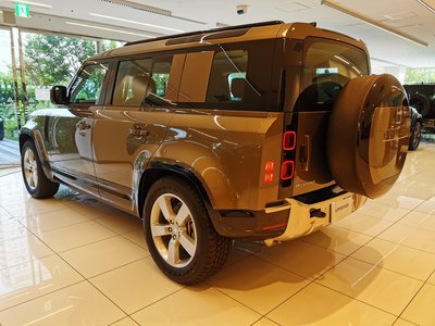2025 LAND Rover DEFENDER thumbnail 24