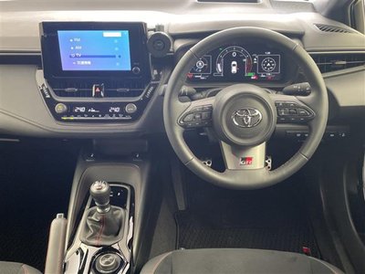 2025 Toyota GR COROLLA thumbnail 24