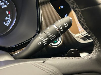 2024 Cadillac XT6 — миниатюра 25
