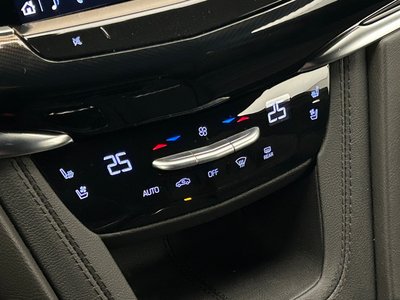 2024 Cadillac XT6 — миниатюра 16