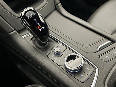2024 Cadillac XT6 — миниатюра 18