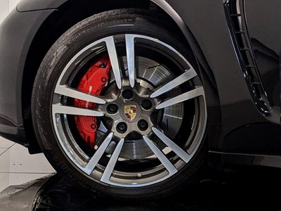 2015 Porsche PANAMERA 缩略图 10
