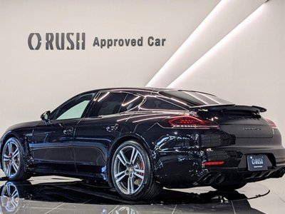 2015 Porsche PANAMERA 缩略图 4