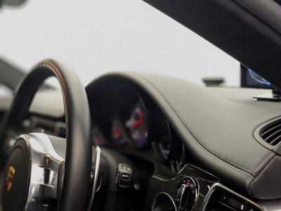 2015 Porsche PANAMERA 缩略图 22